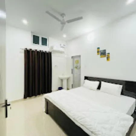 Hotel Ashoka Aashram Near Shri Ram Janmabhoomi - Prime Location With Luxury And Spacious Room - Book Now Ayodhya Exterior photo