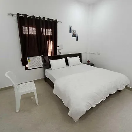 Hotel Ashoka Aashram Near Shri Ram Janmabhoomi - Prime Location With Luxury And Spacious Room - Book Now Ayodhya Exterior photo