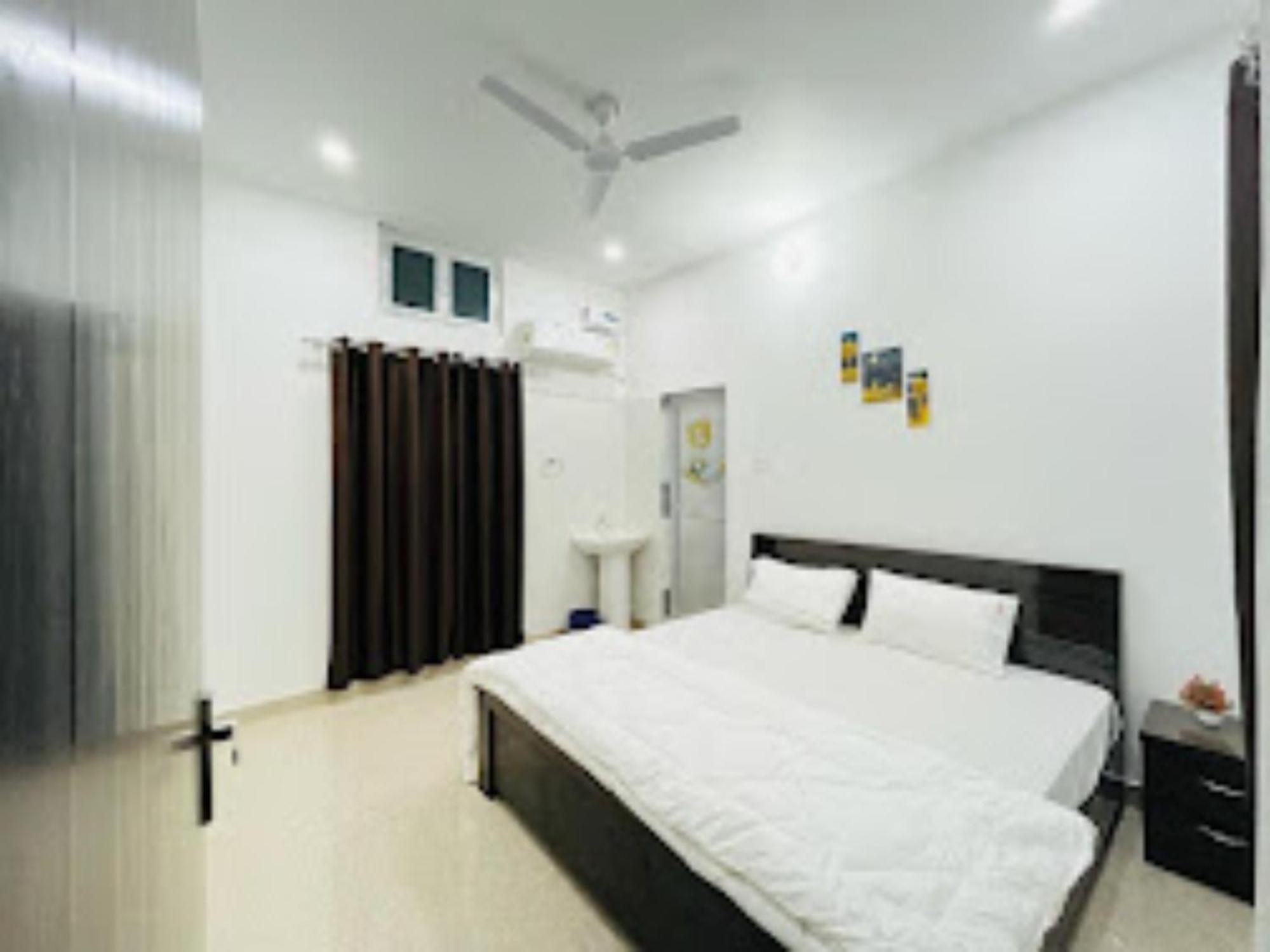 Ashoka Aashram Near Shri Ram Janmabhoomi - Prime Location With Luxury And Spacious - Book Now Homestay